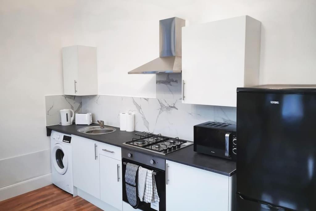 S.H Apartments Glasgow Luaran gambar