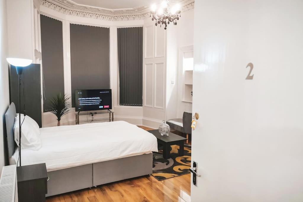 S.H Apartments Glasgow Luaran gambar