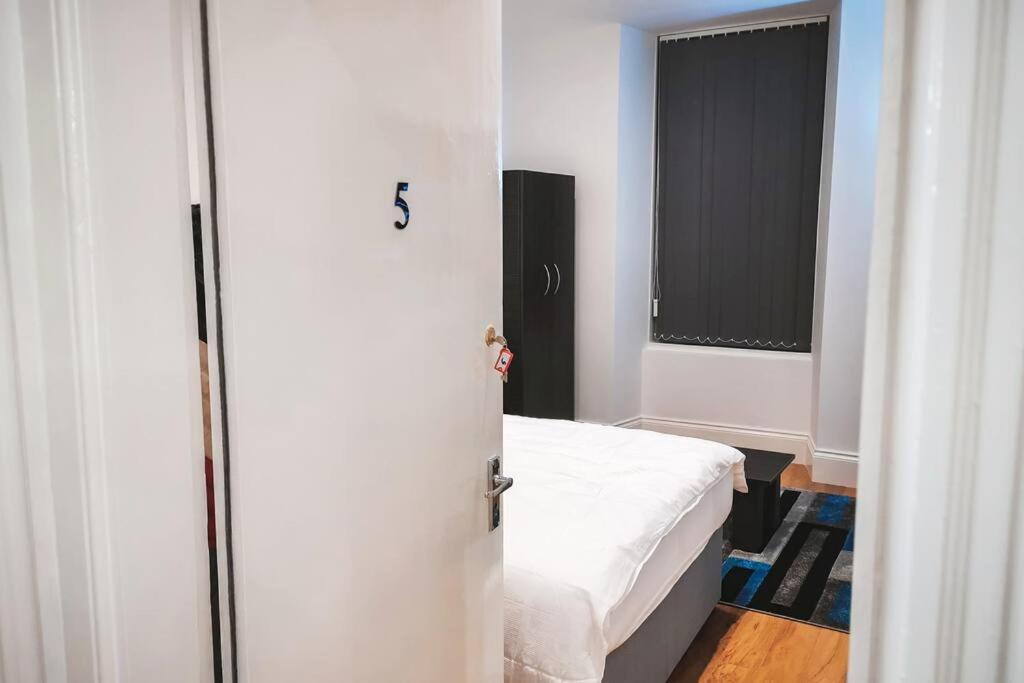 S.H Apartments Glasgow Luaran gambar