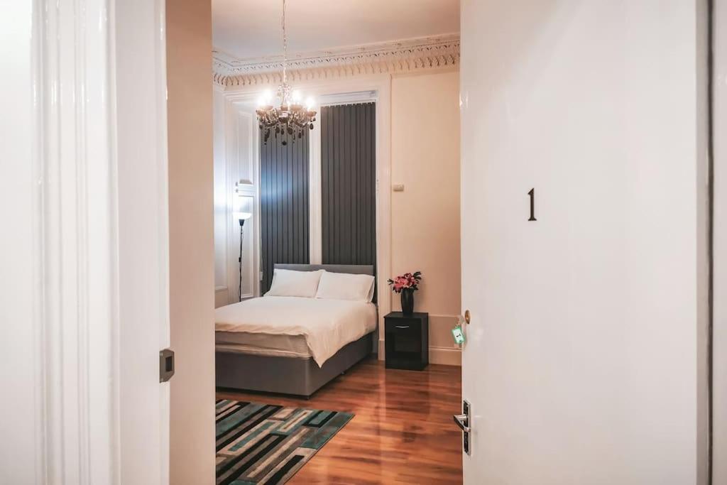 S.H Apartments Glasgow Luaran gambar