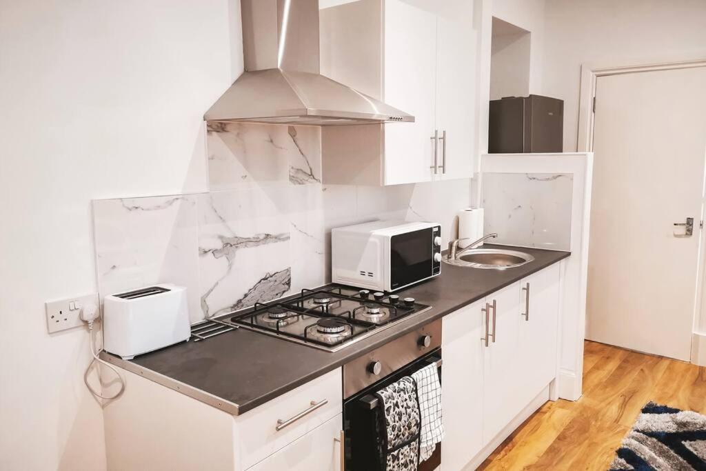 S.H Apartments Glasgow Luaran gambar