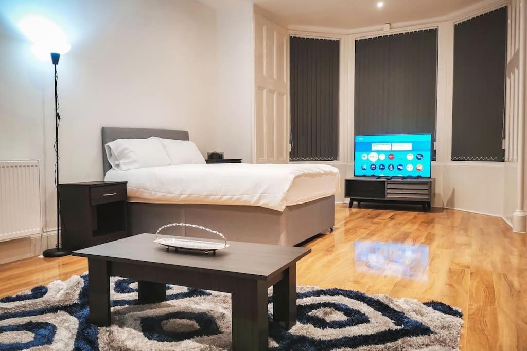 S.H Apartments Glasgow Luaran gambar